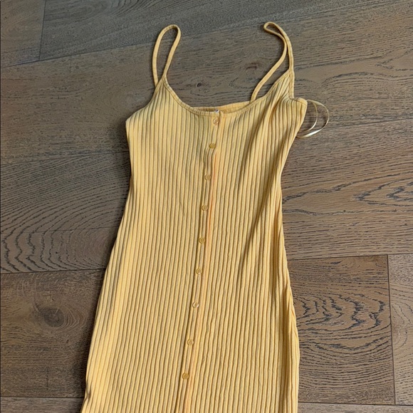 Zara Yellow Ribbed Button-Front Midi Dress - Picture 2 of 7